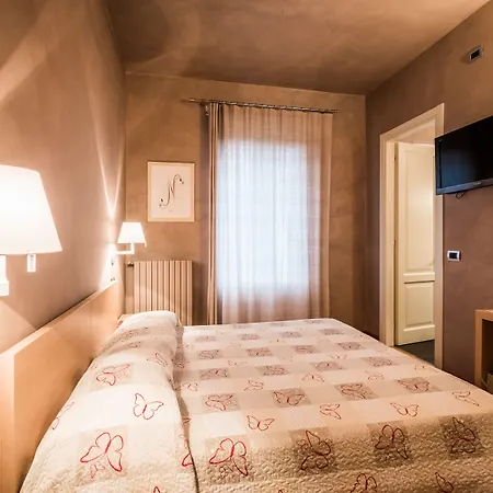 Relais 23 & Ristorante 3* Castelnuovo Belbo