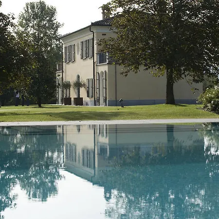 Relais 23 & Ristorante 3* Castelnuovo Belbo