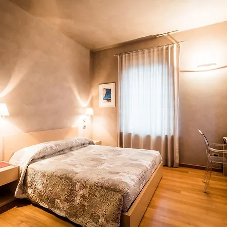 מלון Relais 23 & Ristorante Castelnuovo Belbo